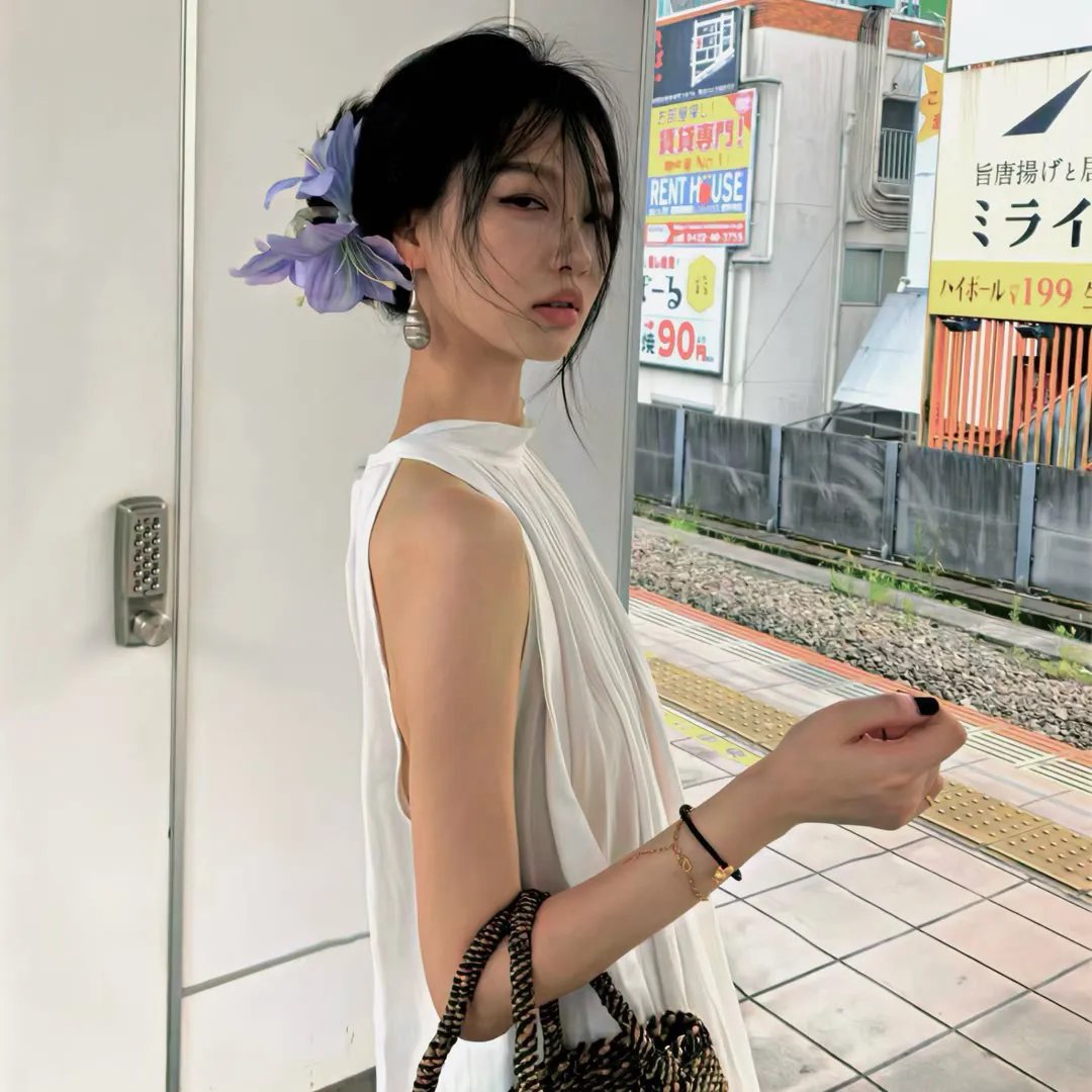 龙月